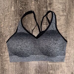 PINK Active by Victoria’s Secret Women’s Sports Bra